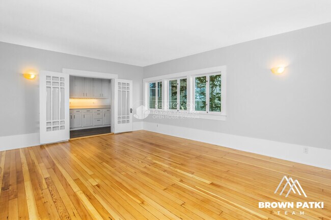 Foto del edificio - 953 Clayton St