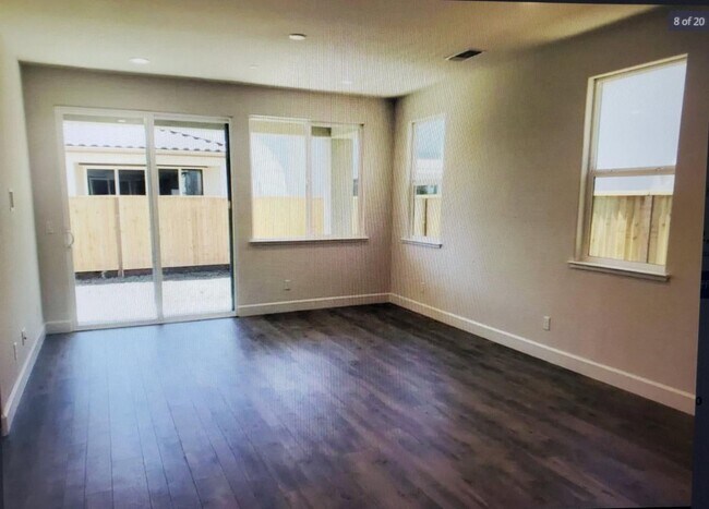 Foto del edificio - 773 Valencia Wy