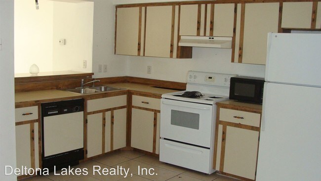 Building Photo - 121 Cascade St