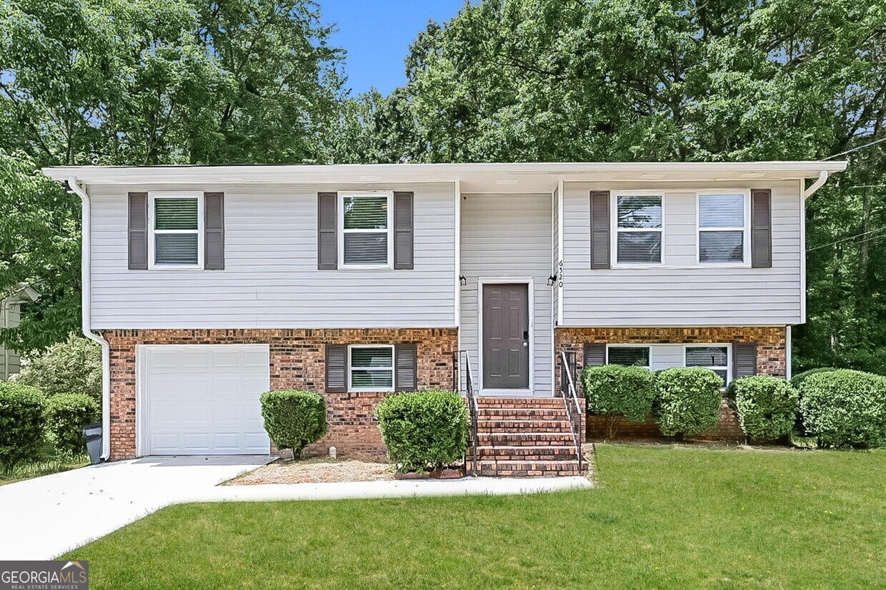 Foto principal - 6520 Woodford Rd