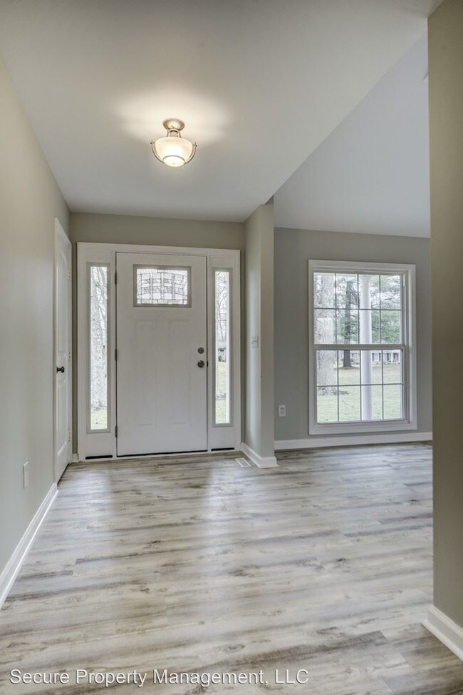 Building Photo - 3 br, 2 bath House - 207 Lake Terrace Dr
