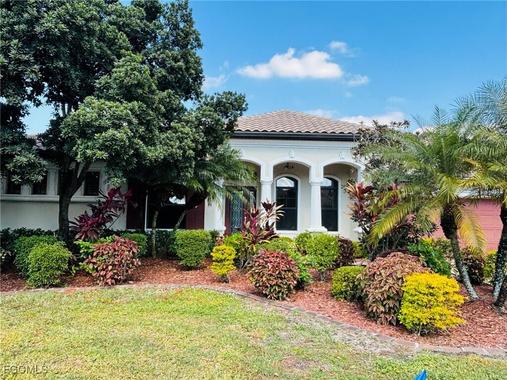 Foto principal - 12500 Fairmont Dr