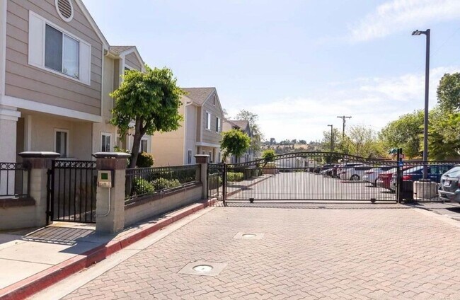 Foto del edificio - Affordable Home in Spring Valley