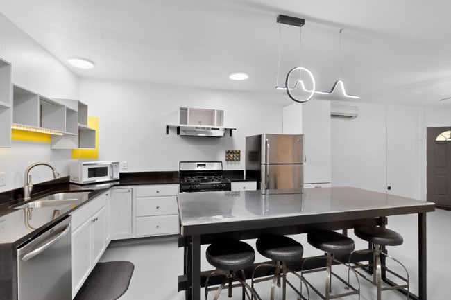 Foto del edificio - 2419 Lead Ave SE