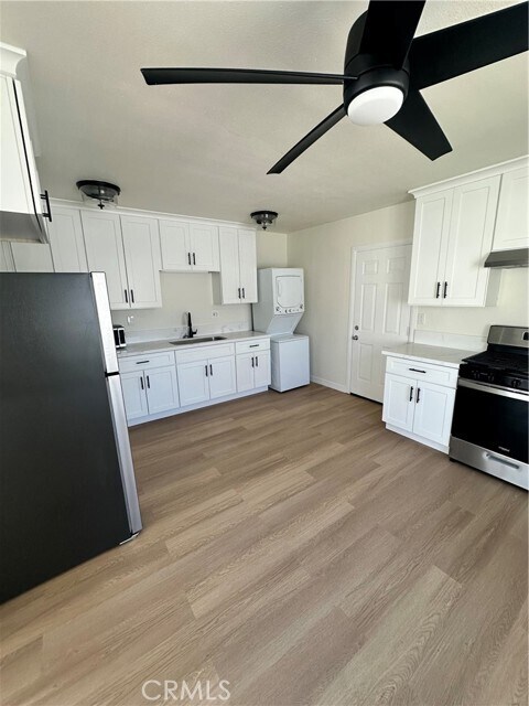 Foto del edificio - 4555 W 165th St