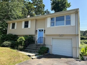 Building Photo - 25 Arnold Ln