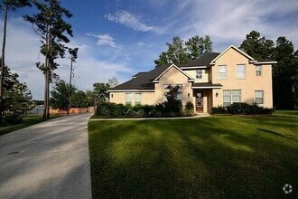 Building Photo - 16804 Falcon Sound Dr