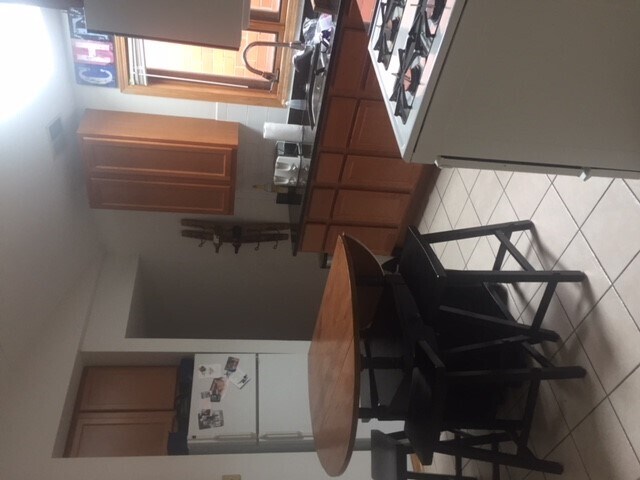 Foto del edificio - 828 S Claremont Ave