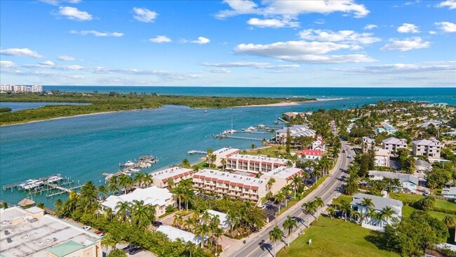 Foto del edificio - 1300 Seaway Dr