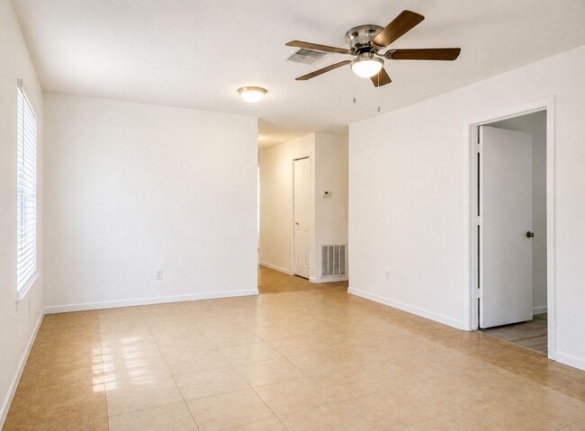 Building Photo - 4808 Ho Wil Ln