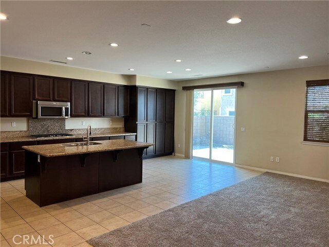 Foto del edificio - 14300 Ryan St