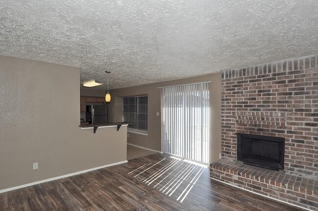 Building Photo - 5418 Heronwood Dr