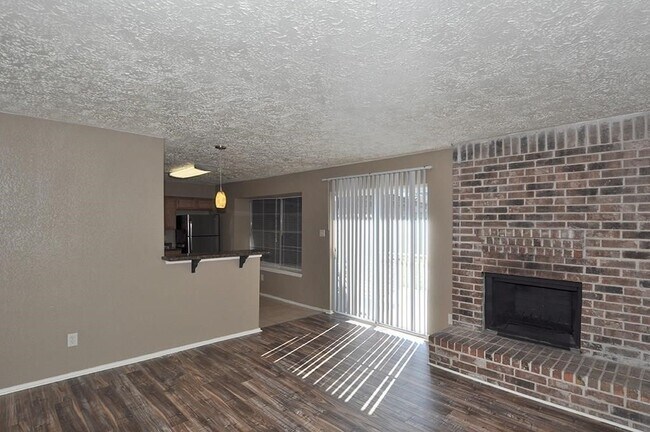 Foto del edificio - 5418 Heronwood Dr