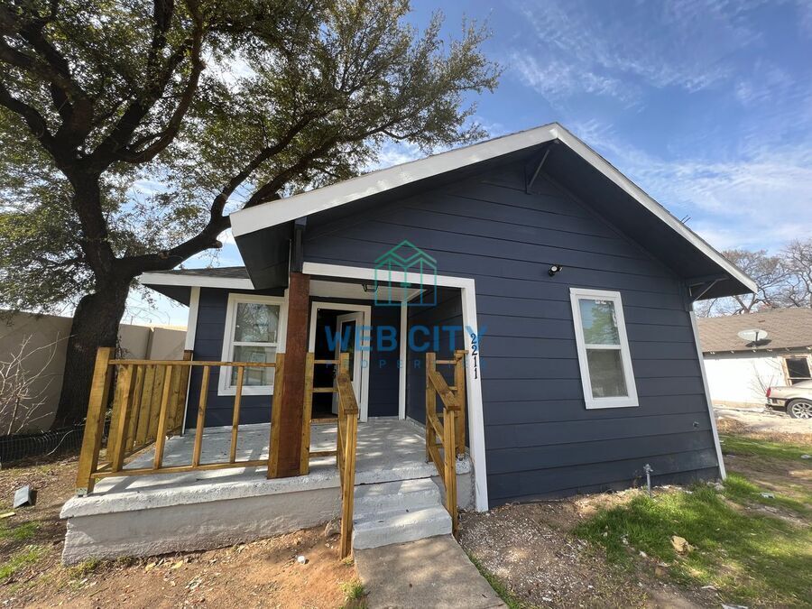 Foto principal - 2211 Hooper St