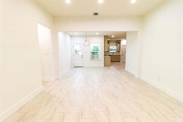 Foto del edificio - 536 Highview Ct