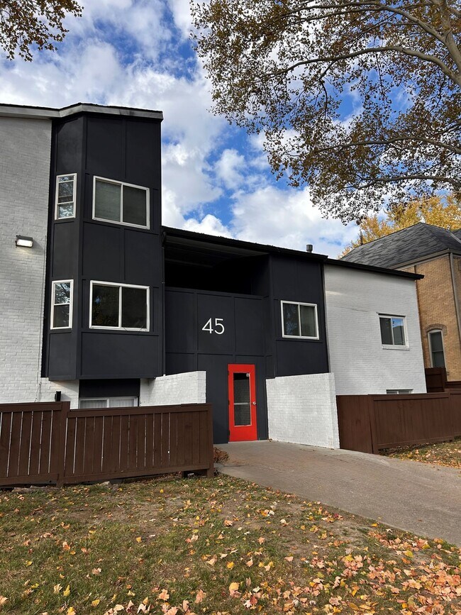 Foto del edificio - 45 Governors Pl