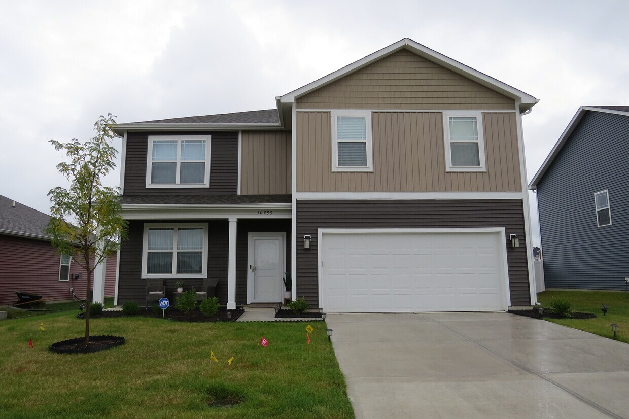 10983 N Heirloom Dr, Monrovia, IN 46157 House Rental in Monrovia, IN