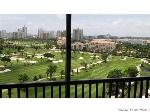Building Photo - 20379 W Country Club Dr