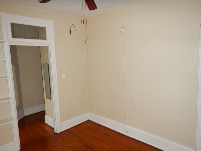 Foto del edificio - 902 S 49th St