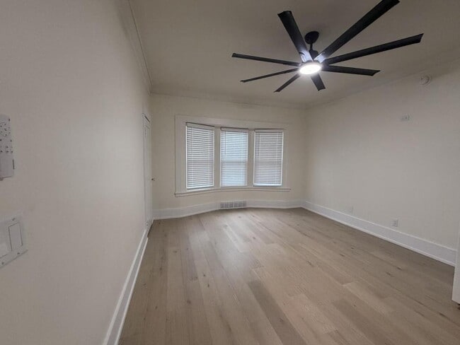 Foto del edificio - 245 Edgerton St