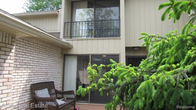Building Photo - 1470 Timberview Trail