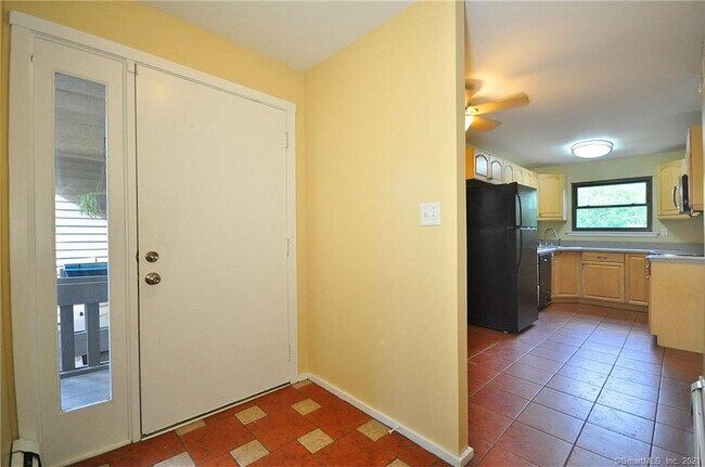 Building Photo - 38 Stevens Pl