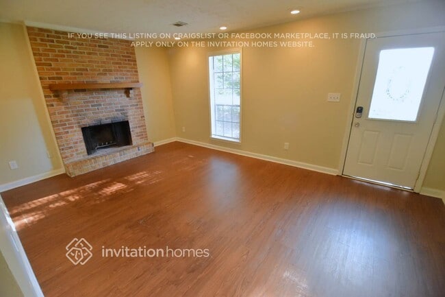 Building Photo - 3405 Estes Park Dr SW