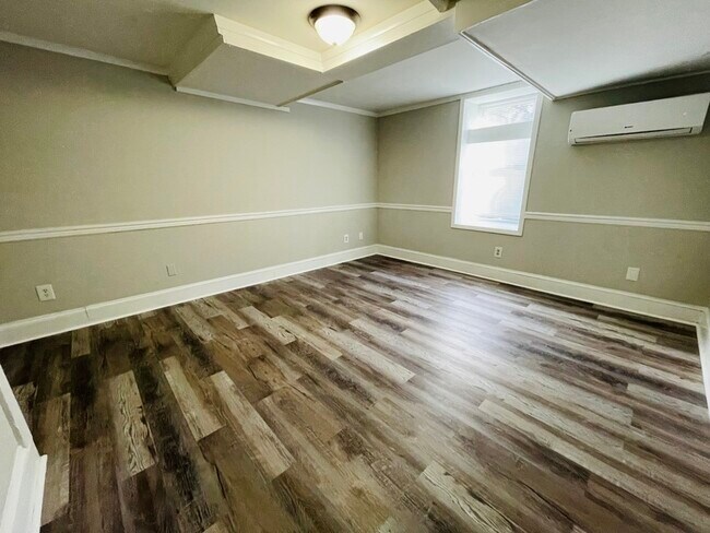 Foto del edificio - 413 Heathcliff St
