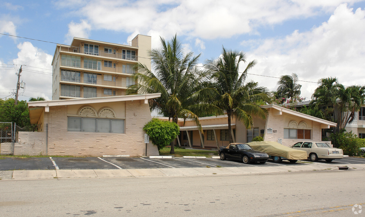 Foto del edificio - Birch Ocean Front