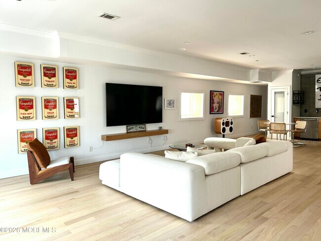 Foto del edificio - 716 Cookman Ave
