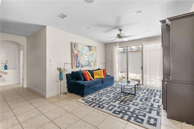 Foto del edificio - 15 D S St