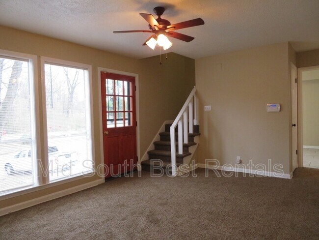 Foto del edificio - 3129 Chandler St
