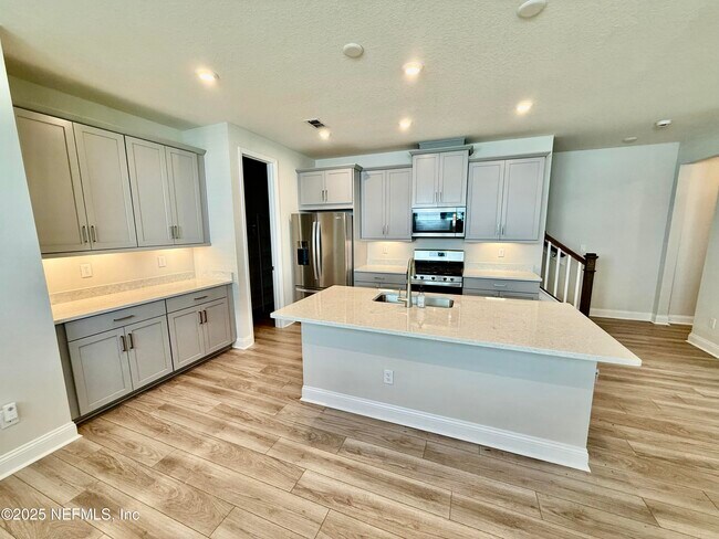 Foto del edificio - 14164 Backbarrier Rd