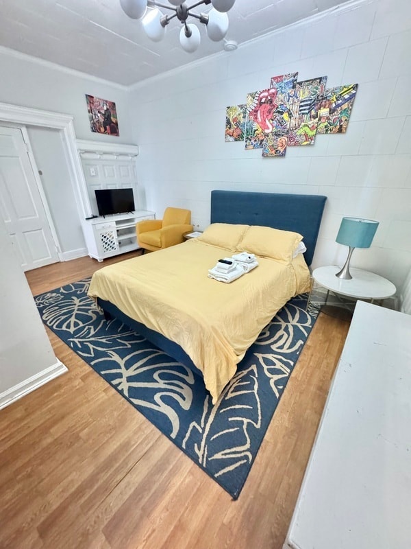 Foto del edificio - 712 N Arthur Ashe Blvd