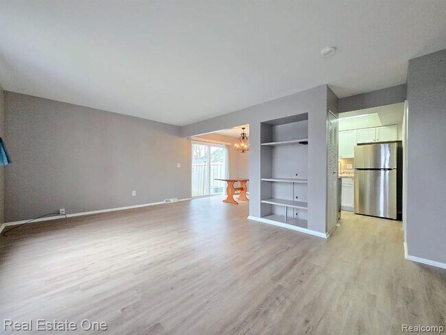 Foto del edificio - 24128 Quad Park Ln