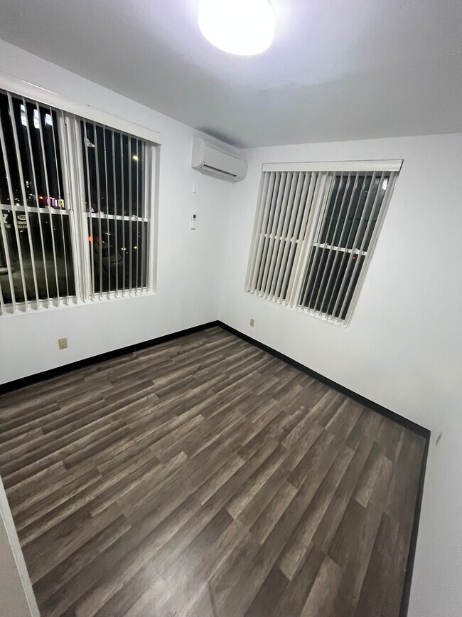 Foto del edificio - 12411 101st Ave