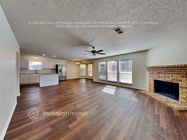 Foto del edificio - 8418 Sailors St