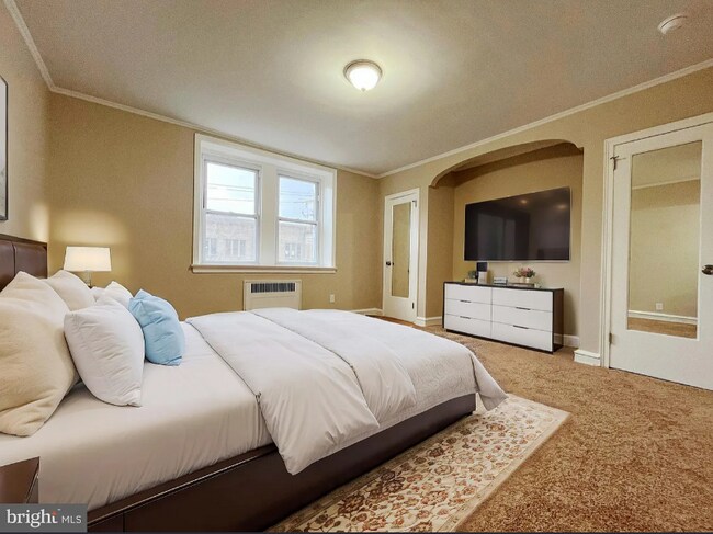 Foto del edificio - 5929 Woodcrest Ave
