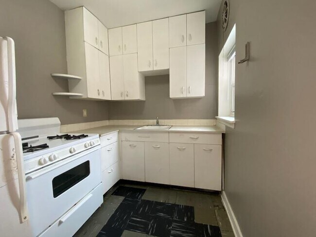 Foto del edificio - 808 State St