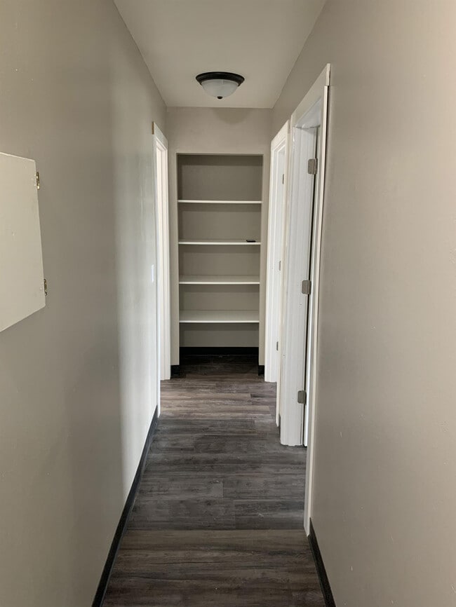 Building Photo - Move in Ready 1 Bedoom
