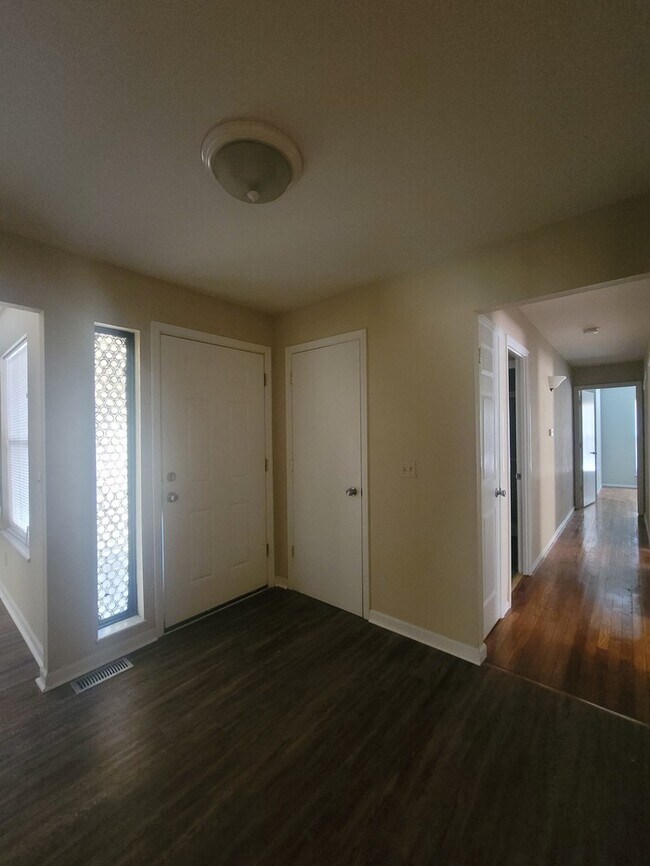Foto del edificio - 11272 Bristol Rock Rd Florissant, MO 63033
