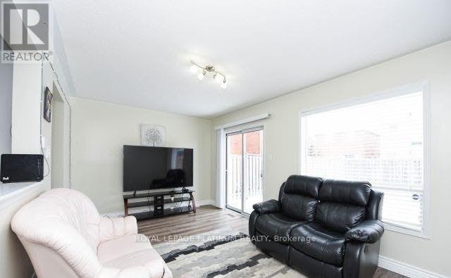 Building Photo - 80 Lake Louise Dr