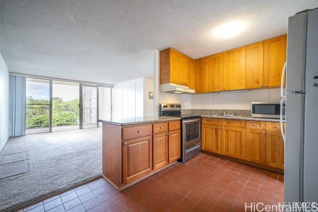 Building Photo - 952043-2043 Waikalani Pl