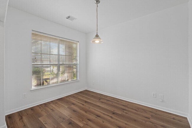 Foto del edificio - 2011 Wildbrook Canyon Ln