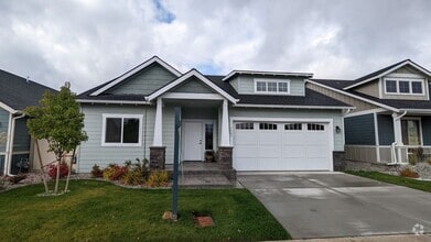 Building Photo - 7783 N Hydrangea St