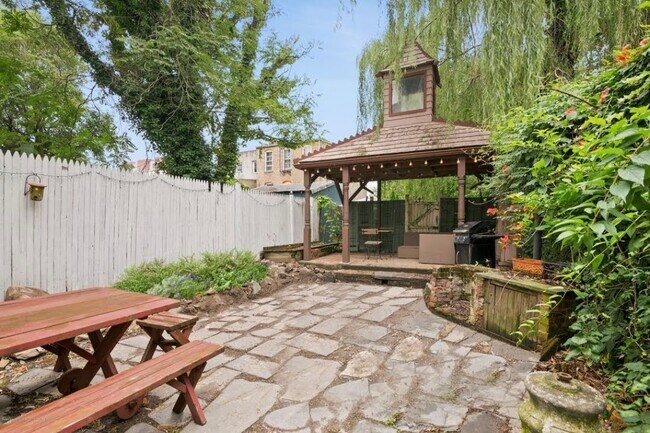 Backyard/ Gazebo - 119 Monroe Ave