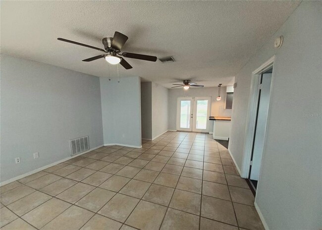 Building Photo - 3727 Groome Dr