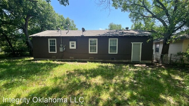 Building Photo - 2 br, 1 bath House - 1101 South Holly Drive