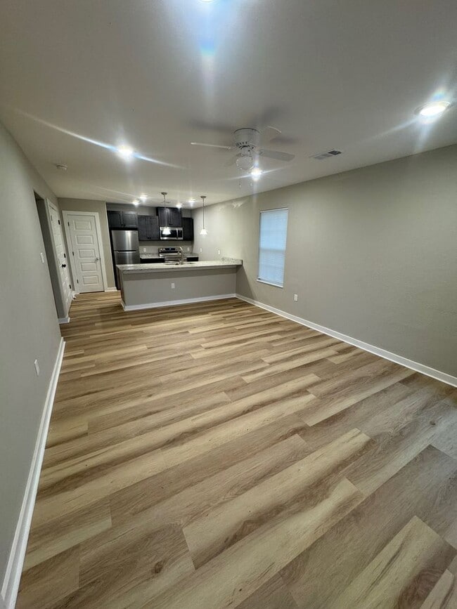 Foto del edificio - Hogan Homes LLC