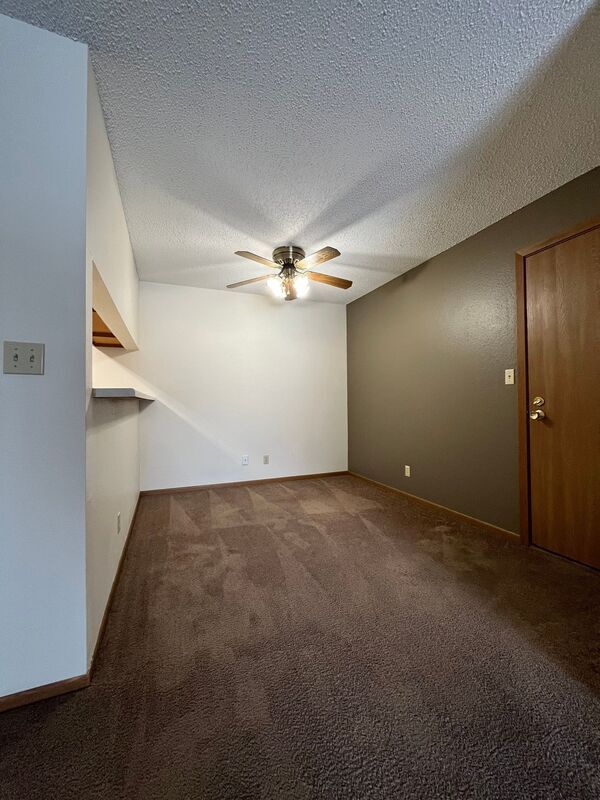 Building Photo - 2330 N 44th St